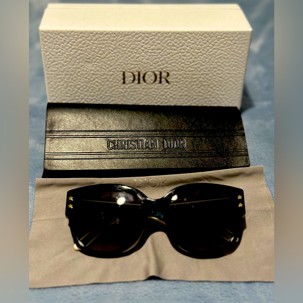 Dior Star-Embellished Black Sunglasses - Picture 4 of 5